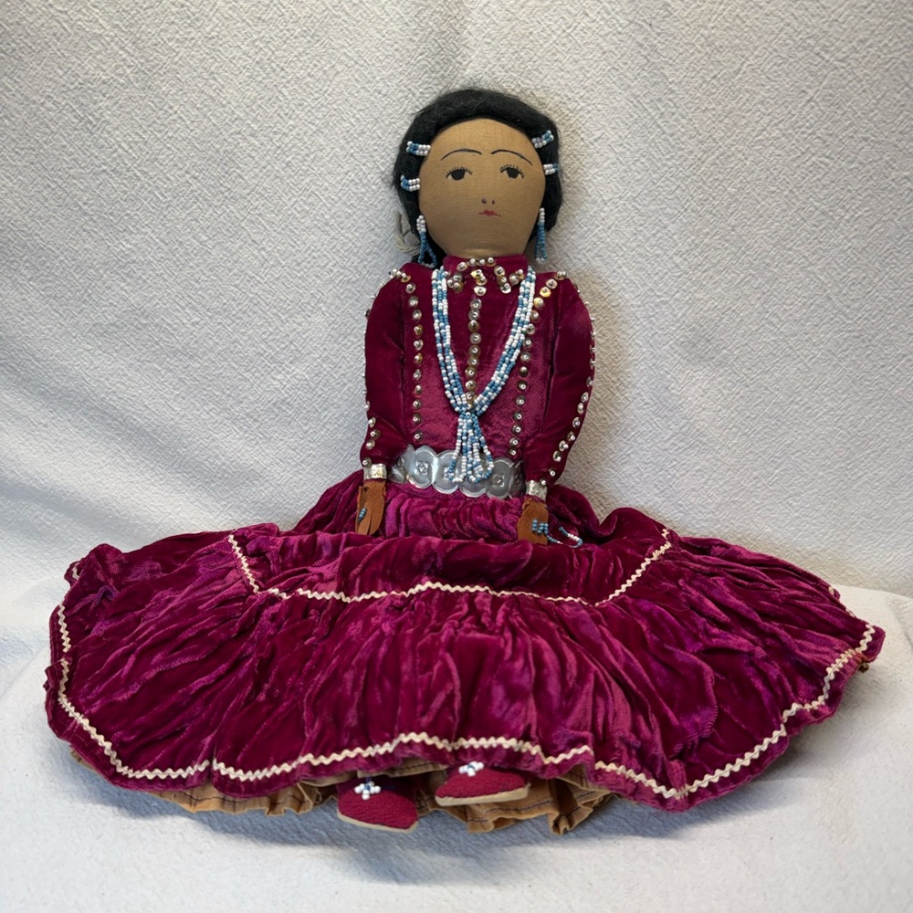 American Indian Artist Handmade Rare Vtg 1960’s American Indian Doll Collector